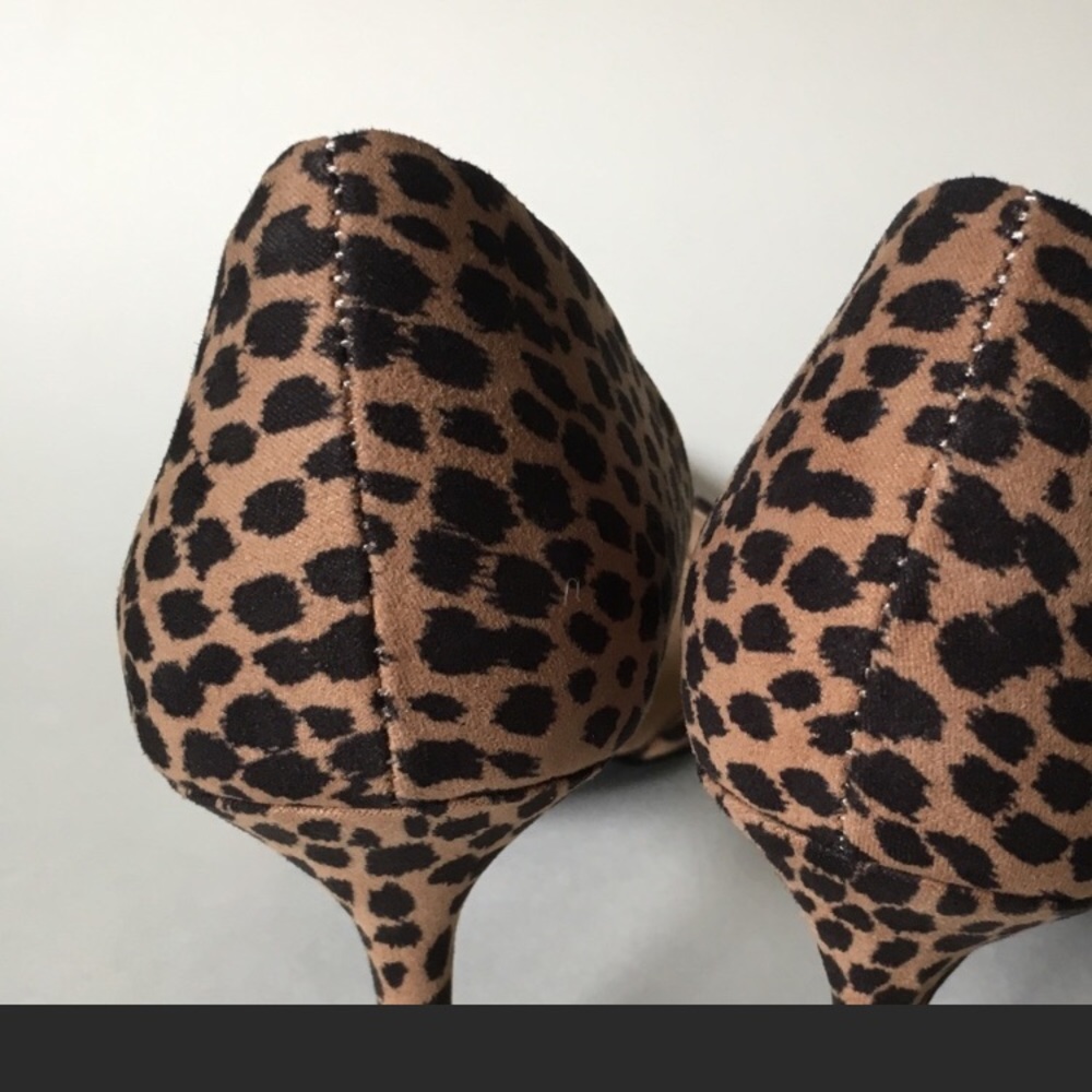 Old Navy D’orsay Cheetah Print Heels